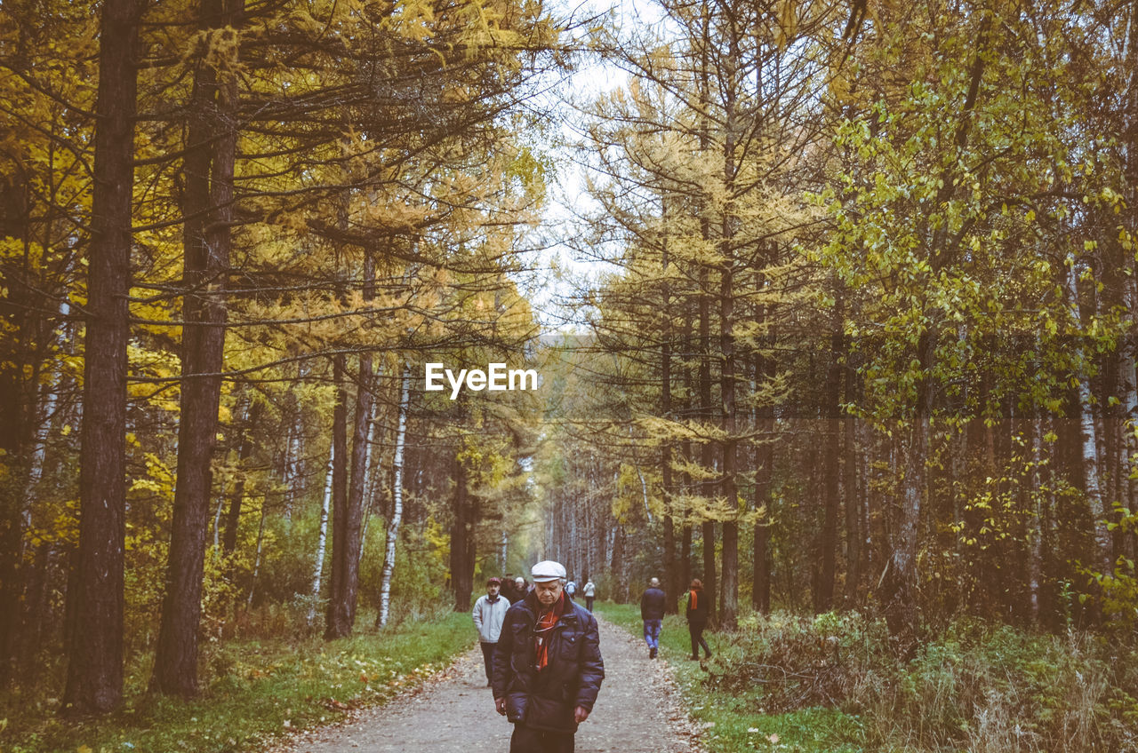 Travel to the cities of russia. walking in the park. people during the pandemic. 