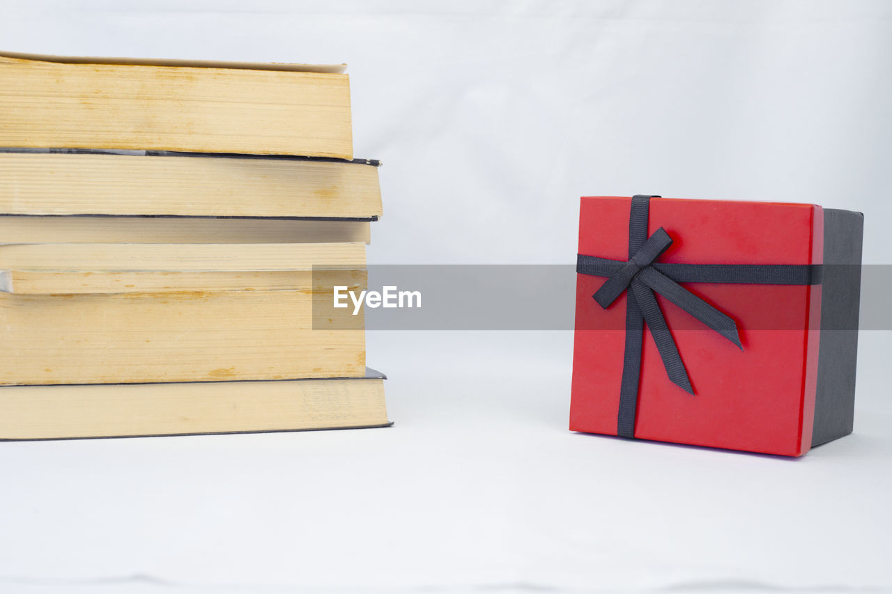 box, red, wood, studio shot, indoors, no people, white background, paper, group of objects, cut out, furniture, copy space