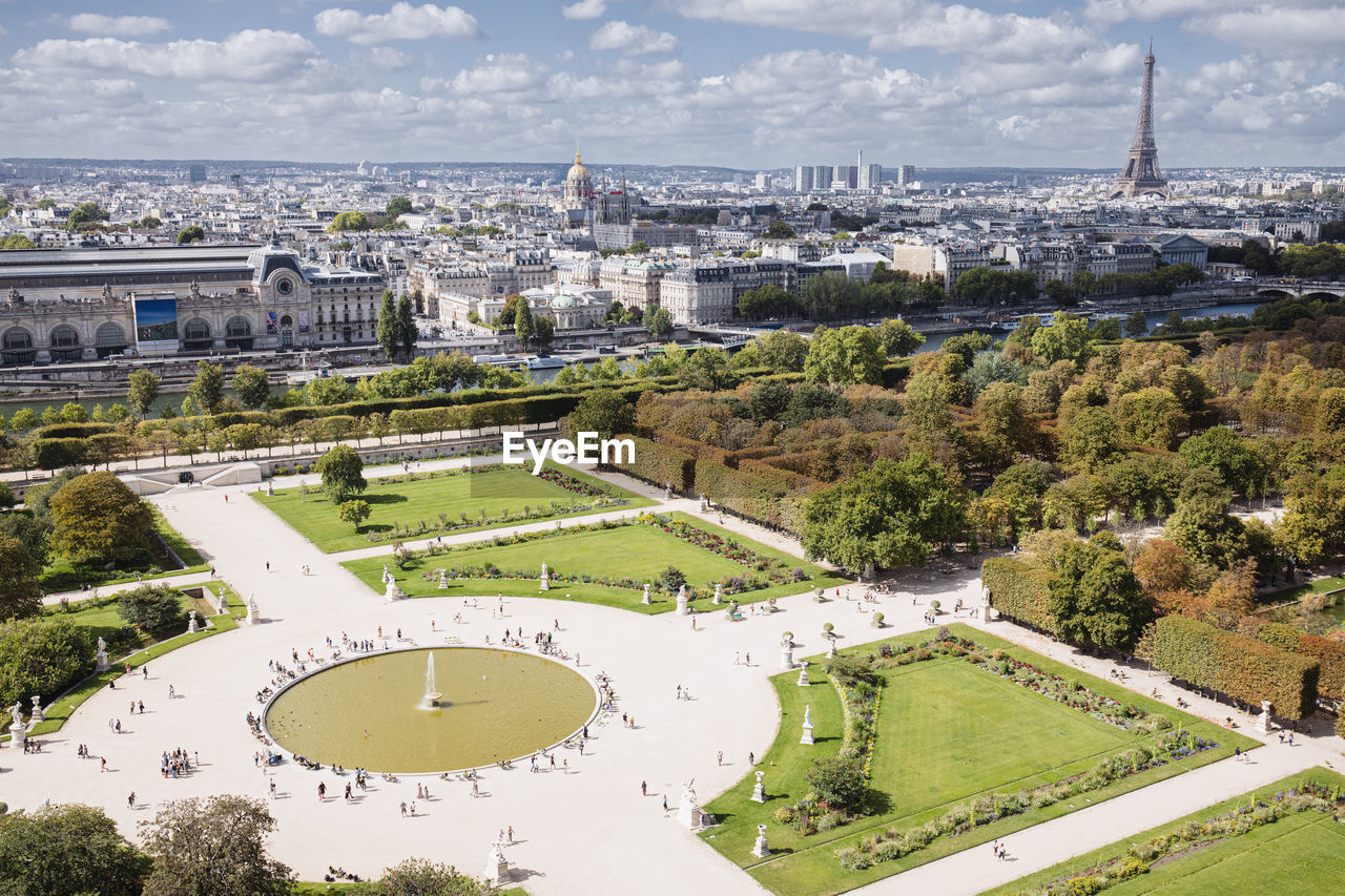 Jardin des tuileries - summer in paris, france