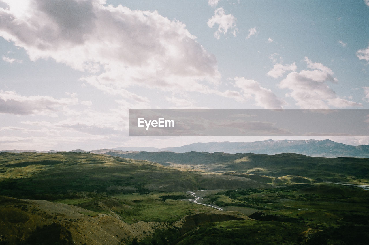 IDYLLIC SHOT OF LANDSCAPE AGAINST SKY