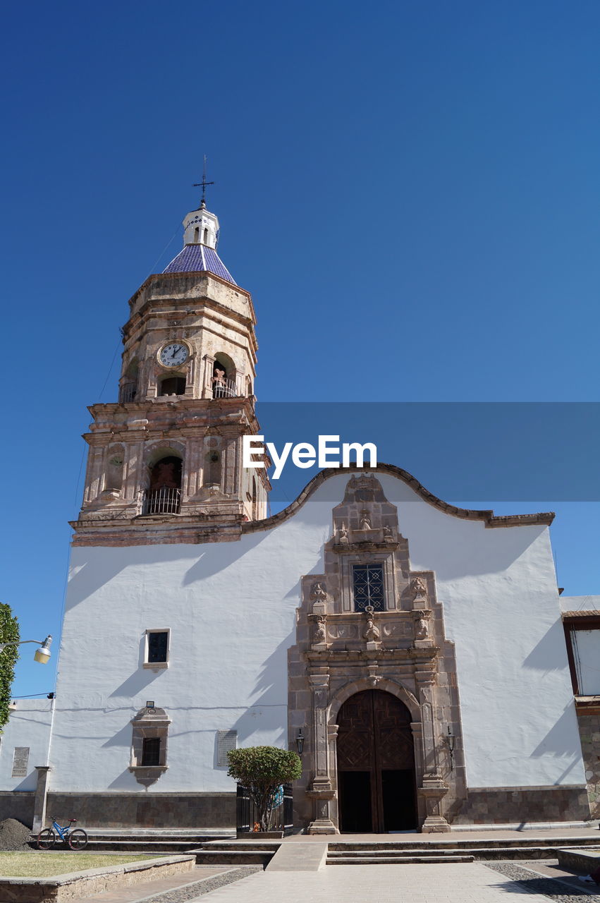LOW ANGLE VIEW OF A CHURCH