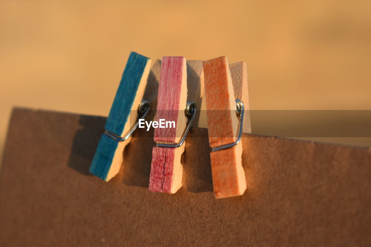 CLOSE-UP OF CLOTHES DRYING ON CLOTHESLINE