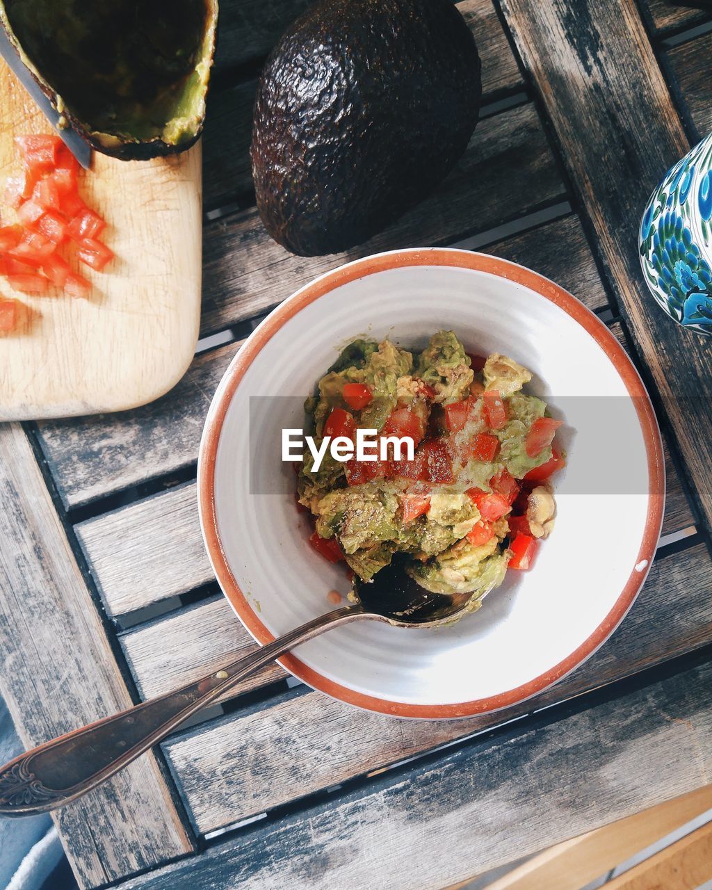 HIGH ANGLE VIEW OF FOOD IN CONTAINER ON TABLE