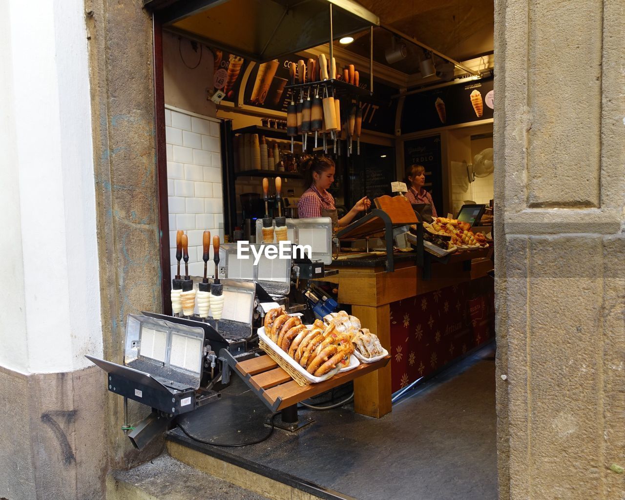 PERSON EATING FOOD