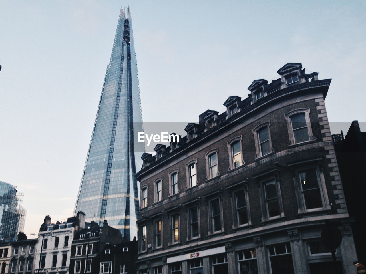 LOW ANGLE VIEW OF BUILDINGS IN THE CITY