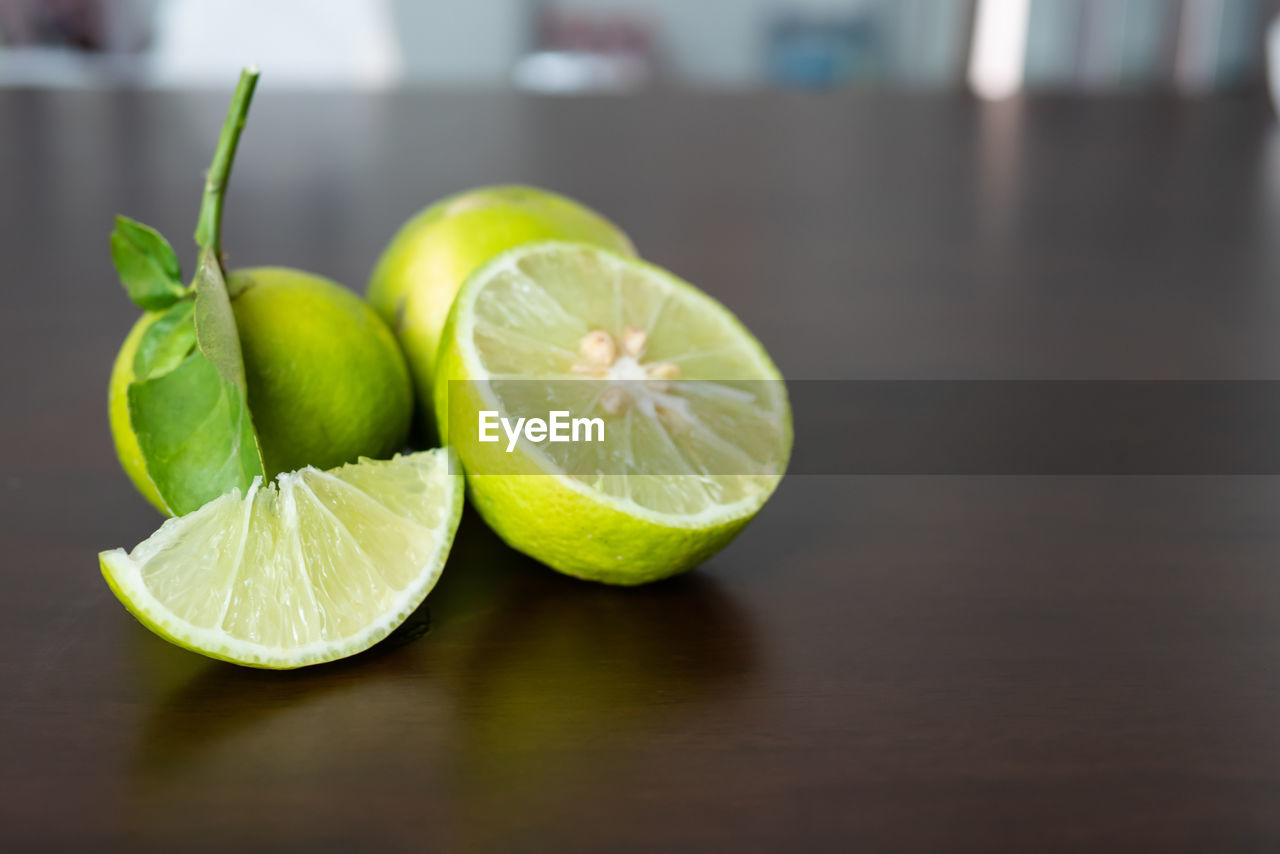 close-up of lemon slice on table