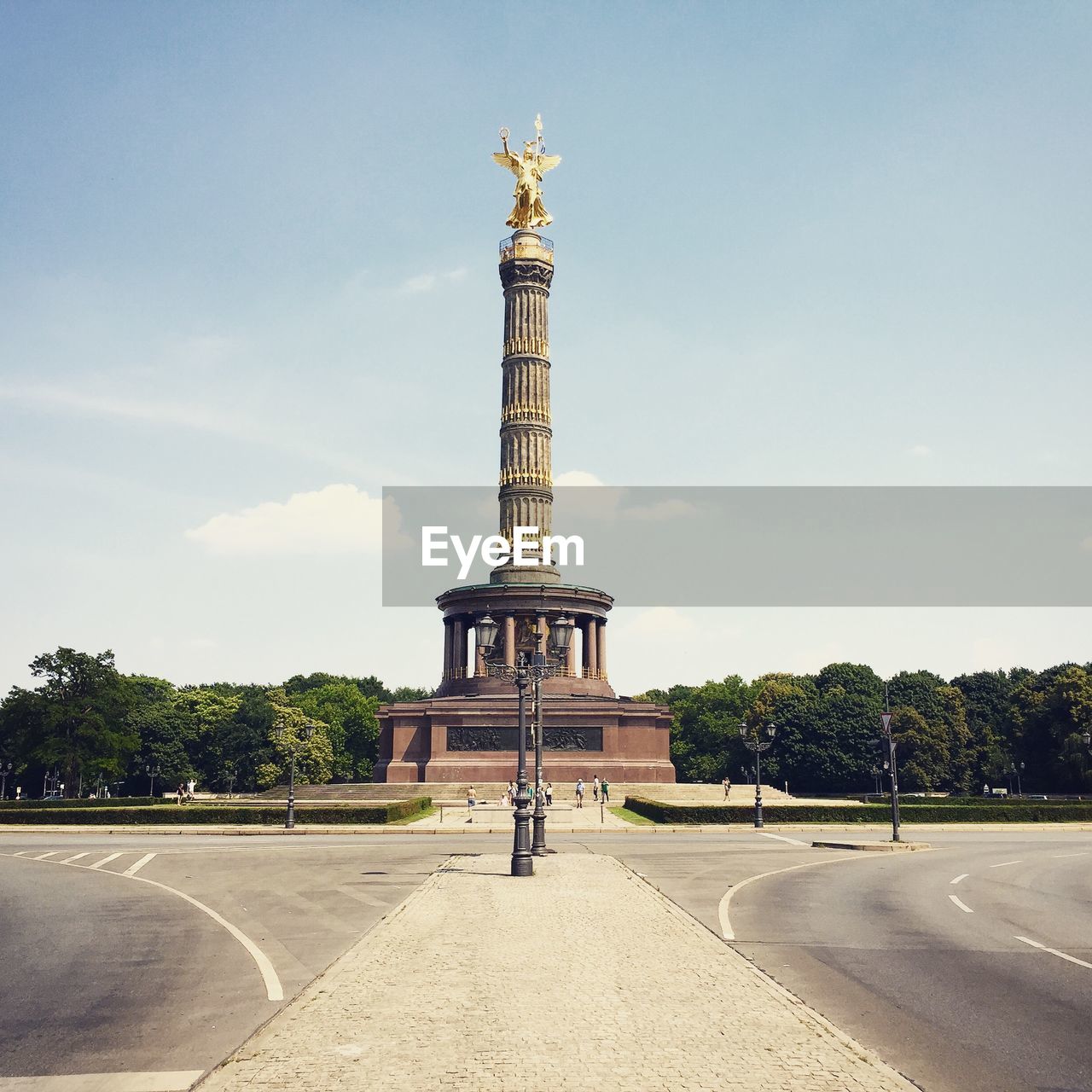 Low angle view of berlin victory column against sky