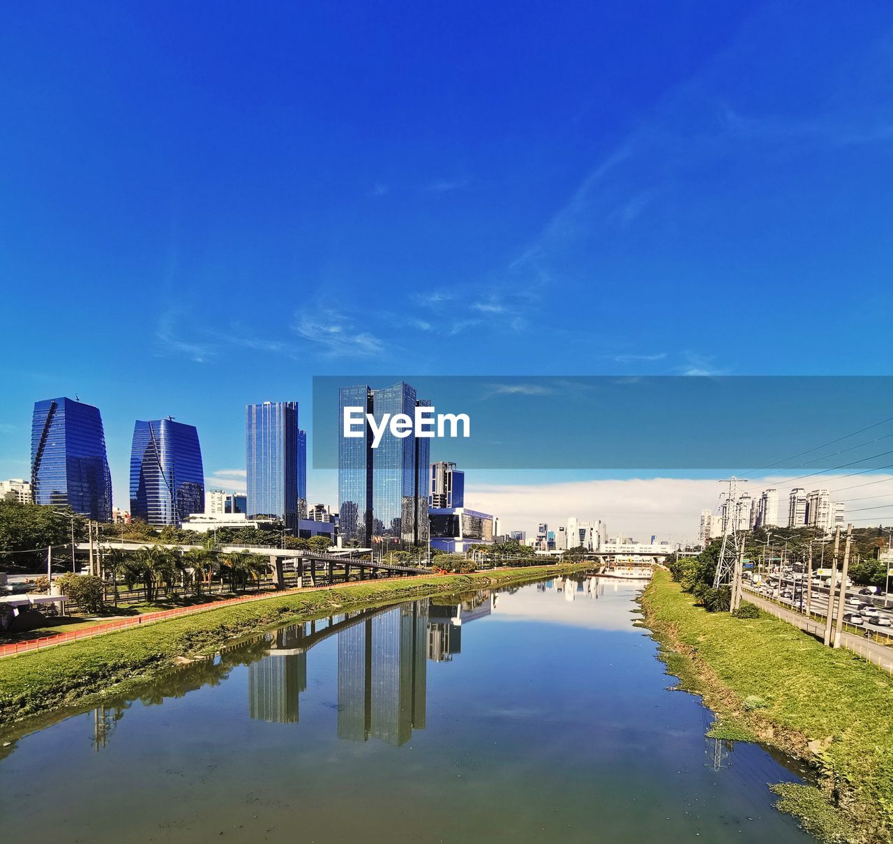 REFLECTION OF BUILDINGS IN CITY