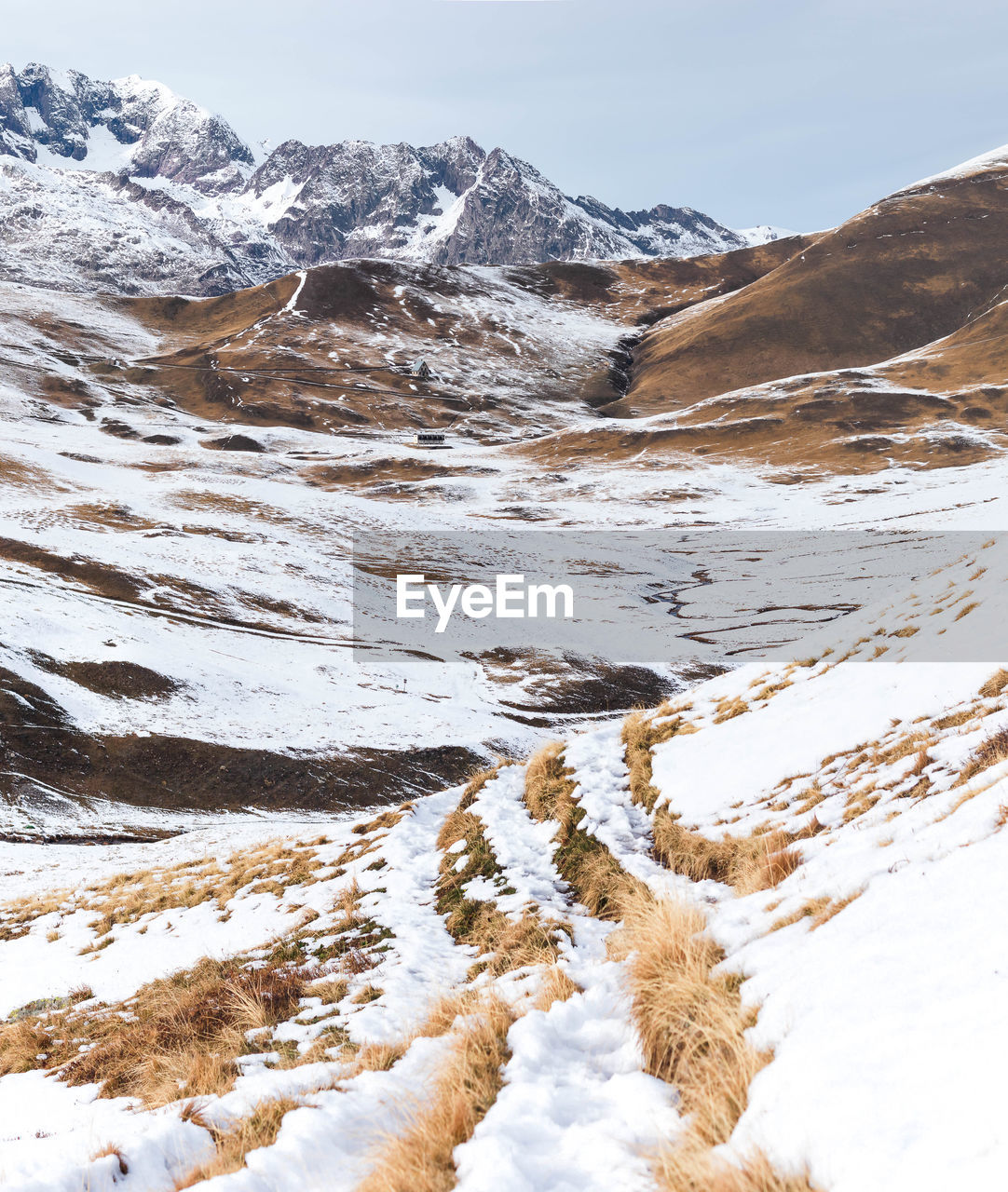 Scenic view of an viking trail and snowcapped mountains