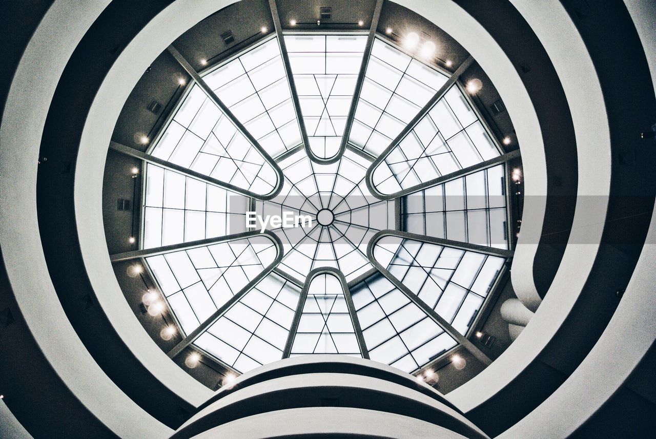 LOW ANGLE VIEW OF SPIRAL STAIRCASE