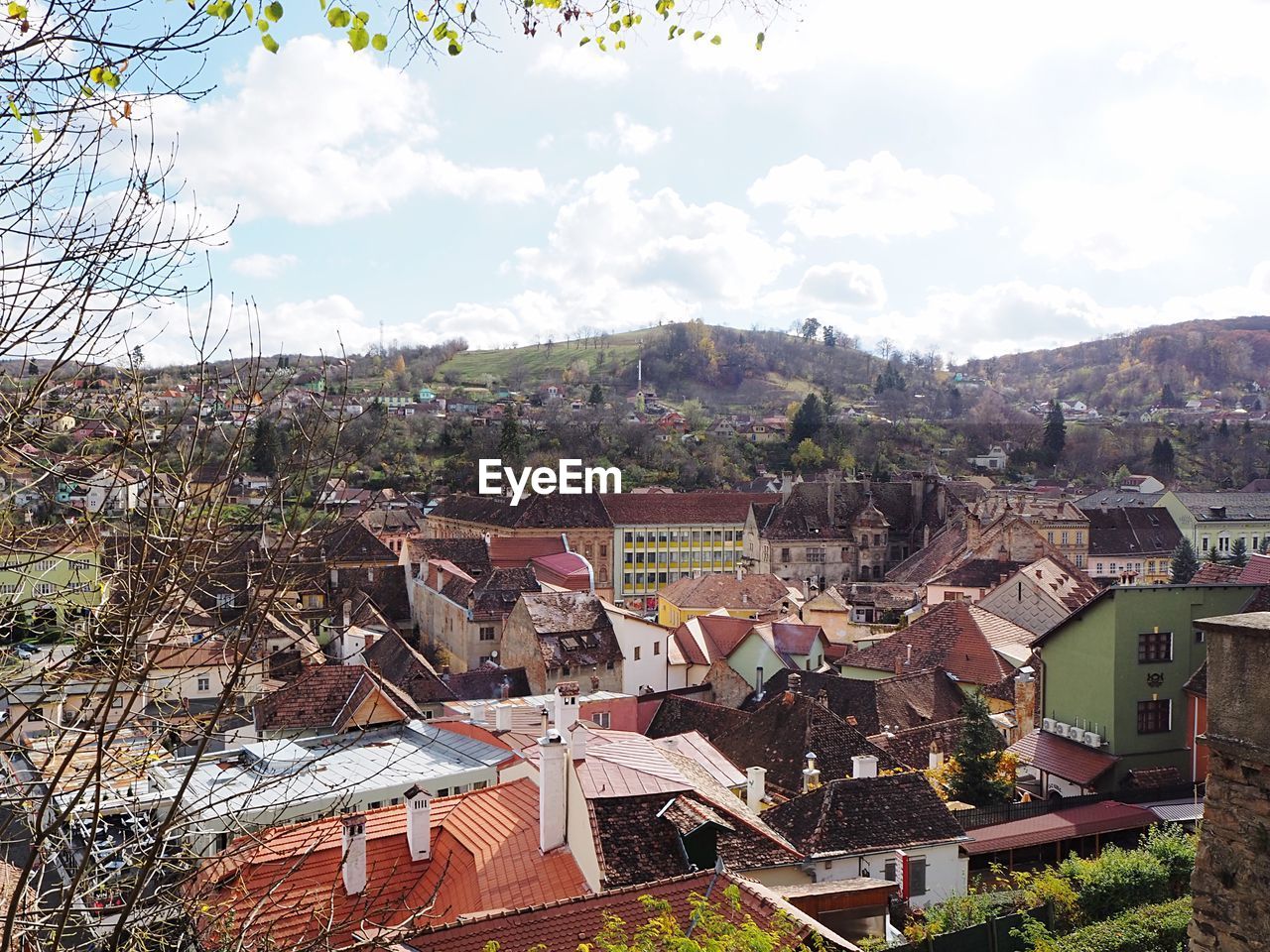 AERIAL VIEW OF CITYSCAPE