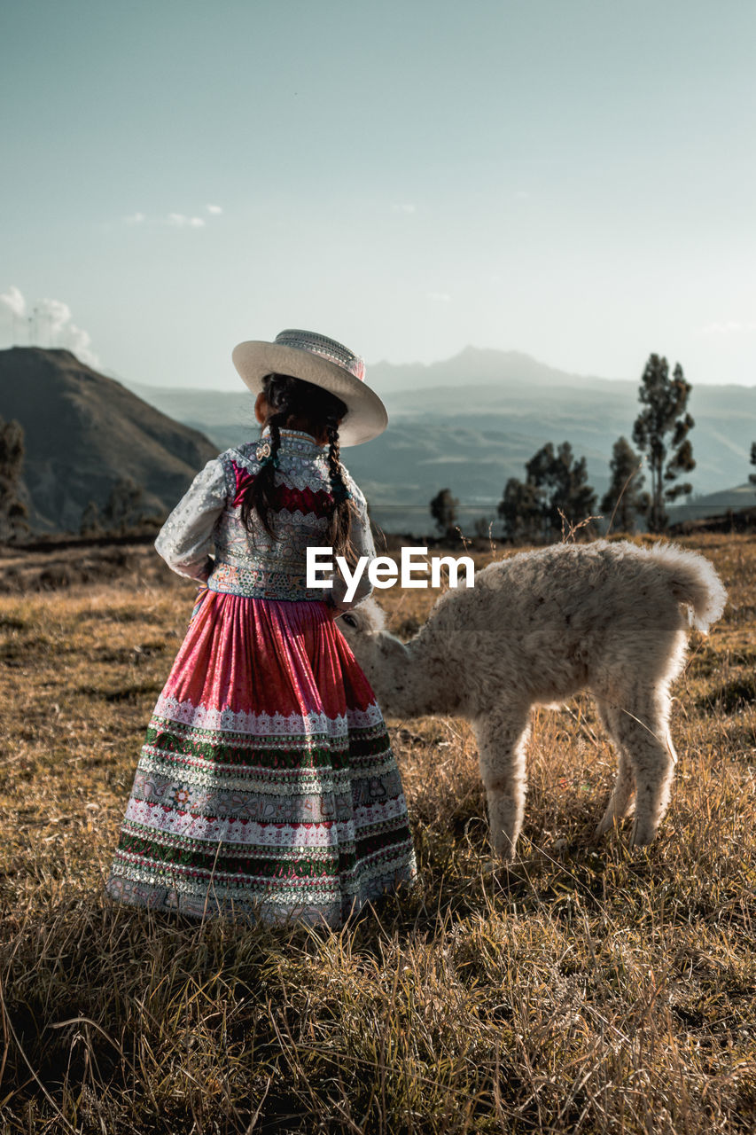 Tradditional clothing colca canyon