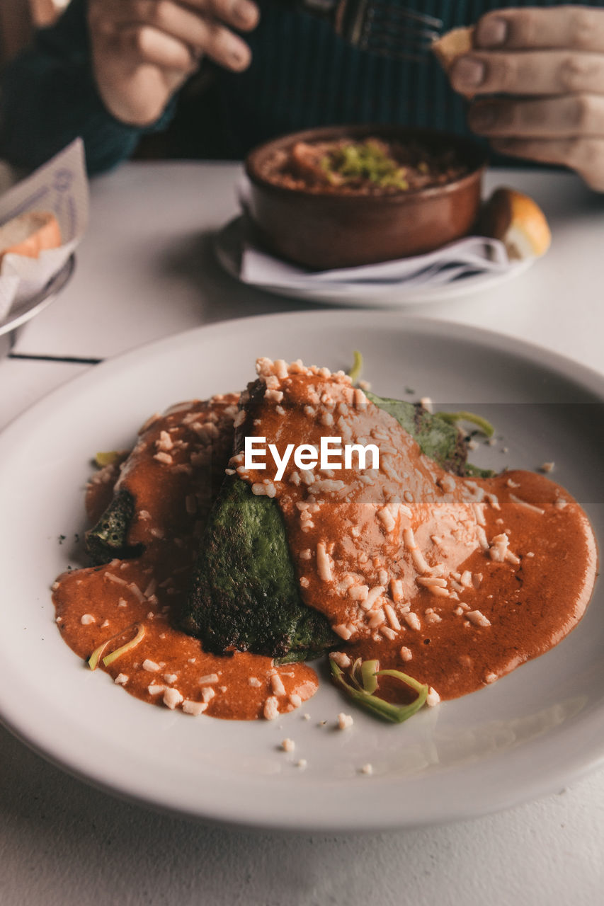 CLOSE-UP OF FOOD SERVED IN PLATE