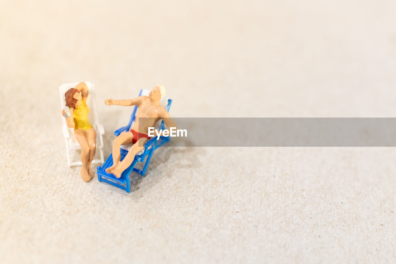 TOYS ON BEACH