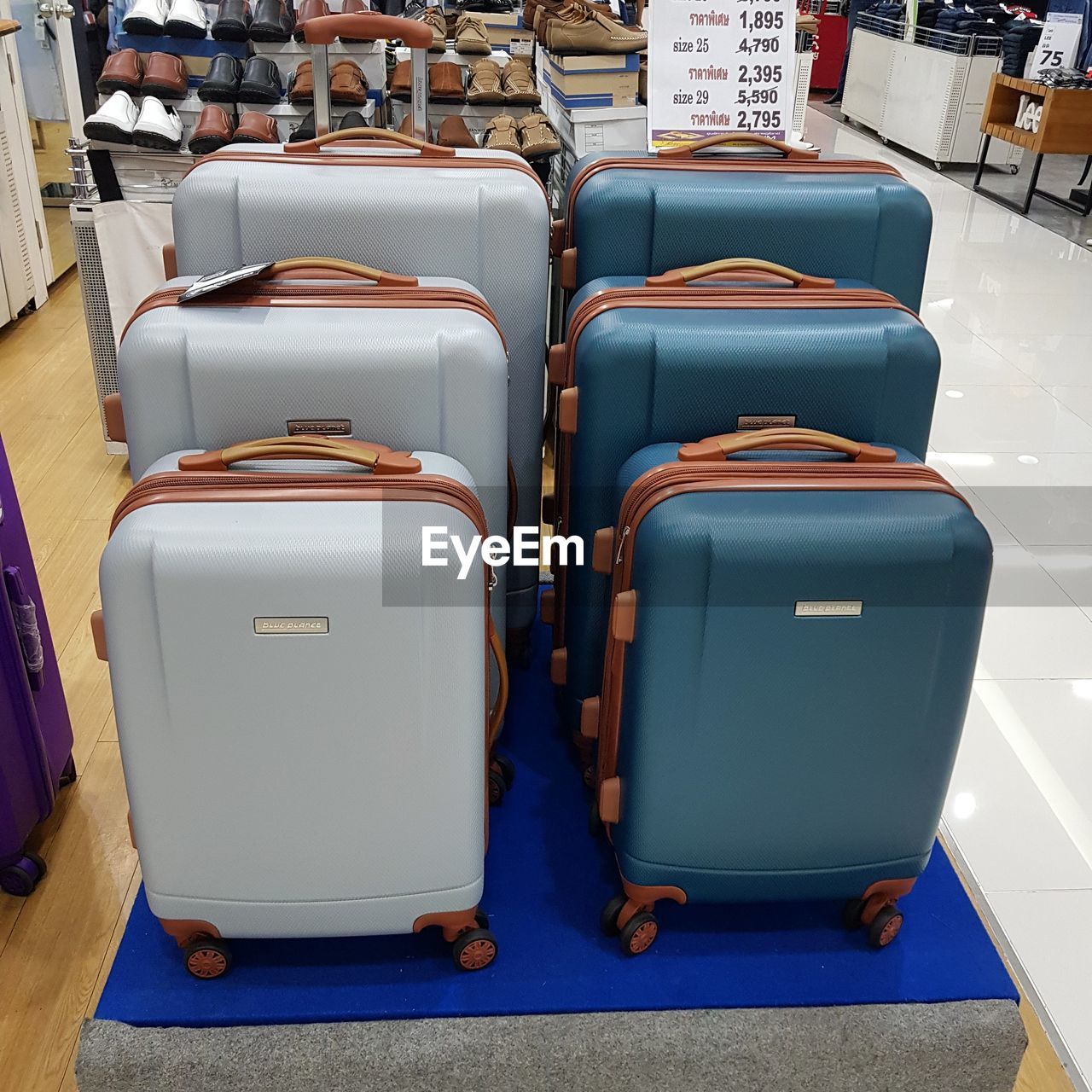 VIEW OF EMPTY SEATS IN AIRPORT