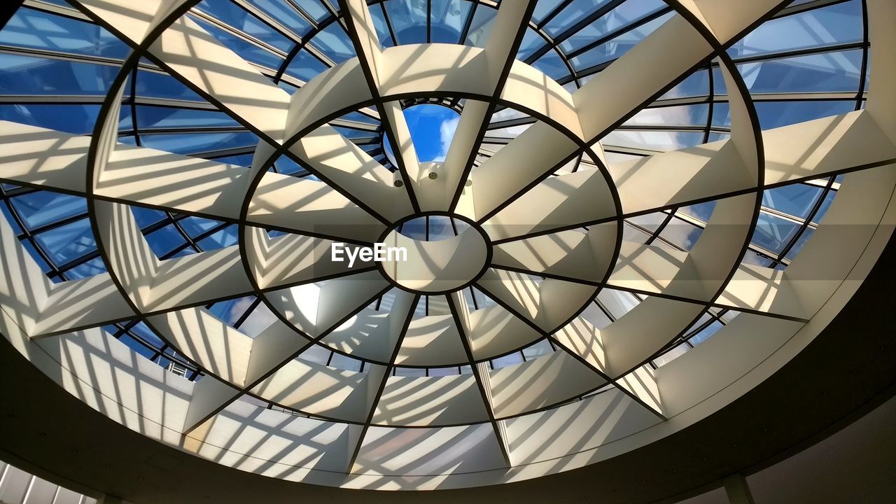 Low angle view of ceiling