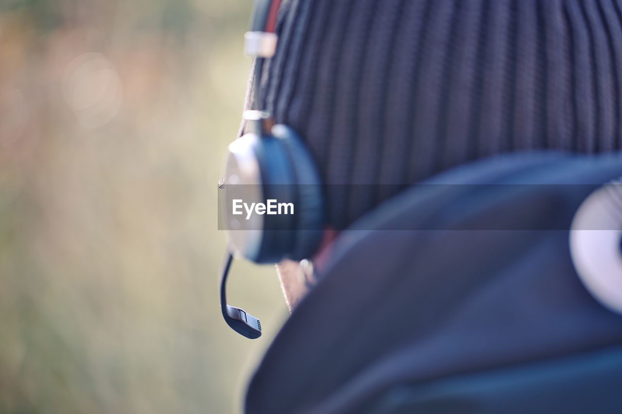 Men with headset from behind