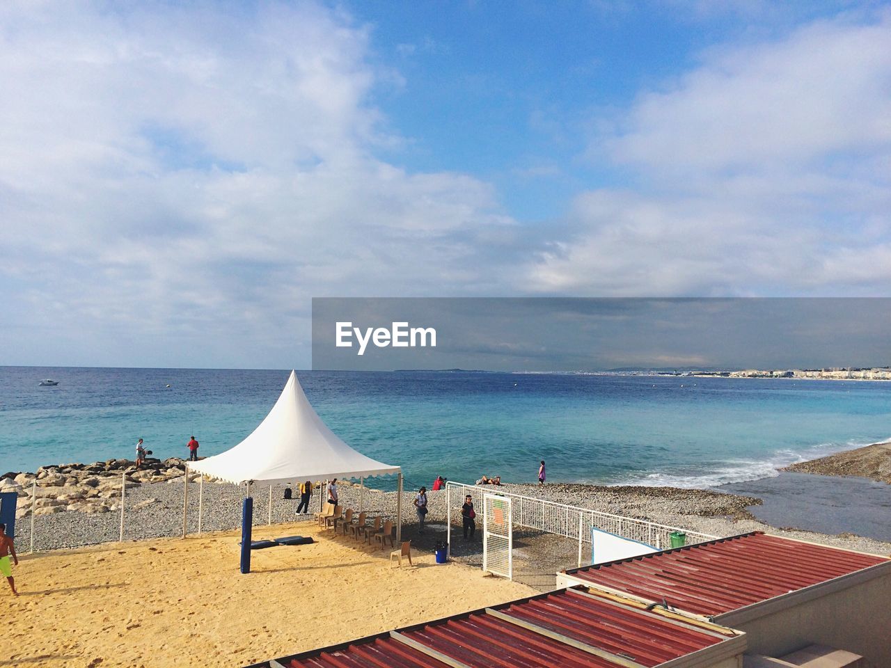 PANORAMIC VIEW OF SEA AGAINST SKY