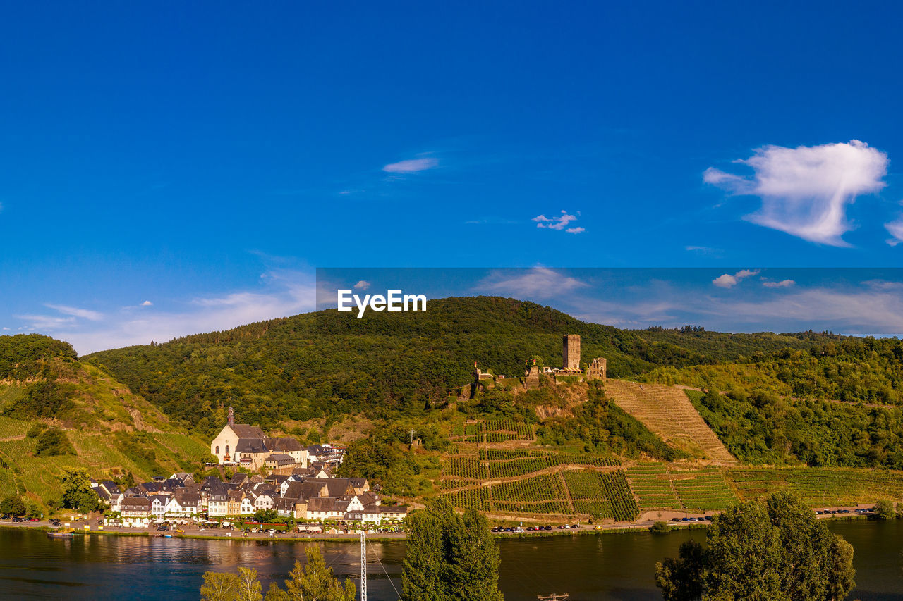 Panorama view from the opposite, left bank of the moselle on beilstein with metternich castle, 