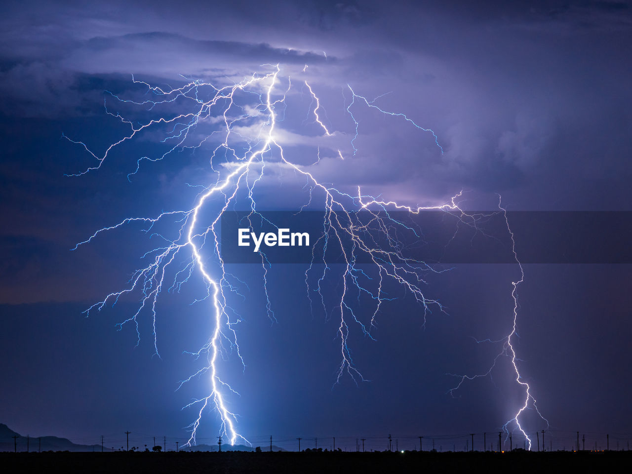 Large branchy lightning bolt near eloy, arizona during a summer monsoon storm