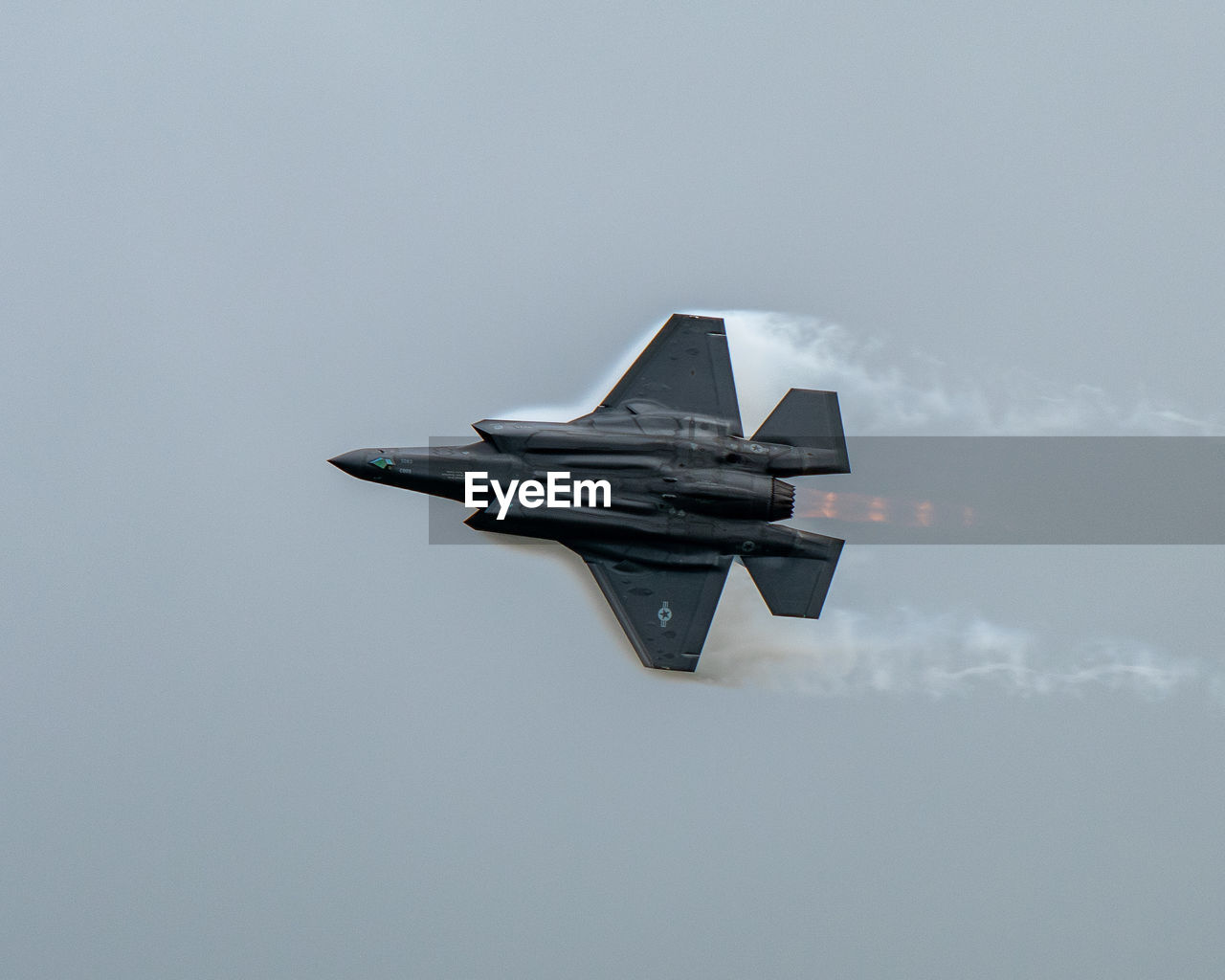 F22 fly by