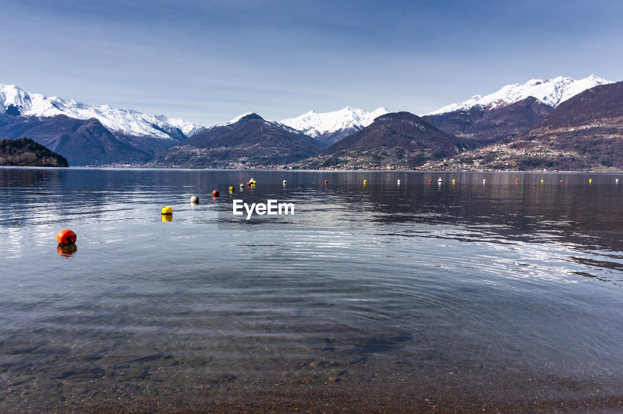 Lake como surrounded by the alps