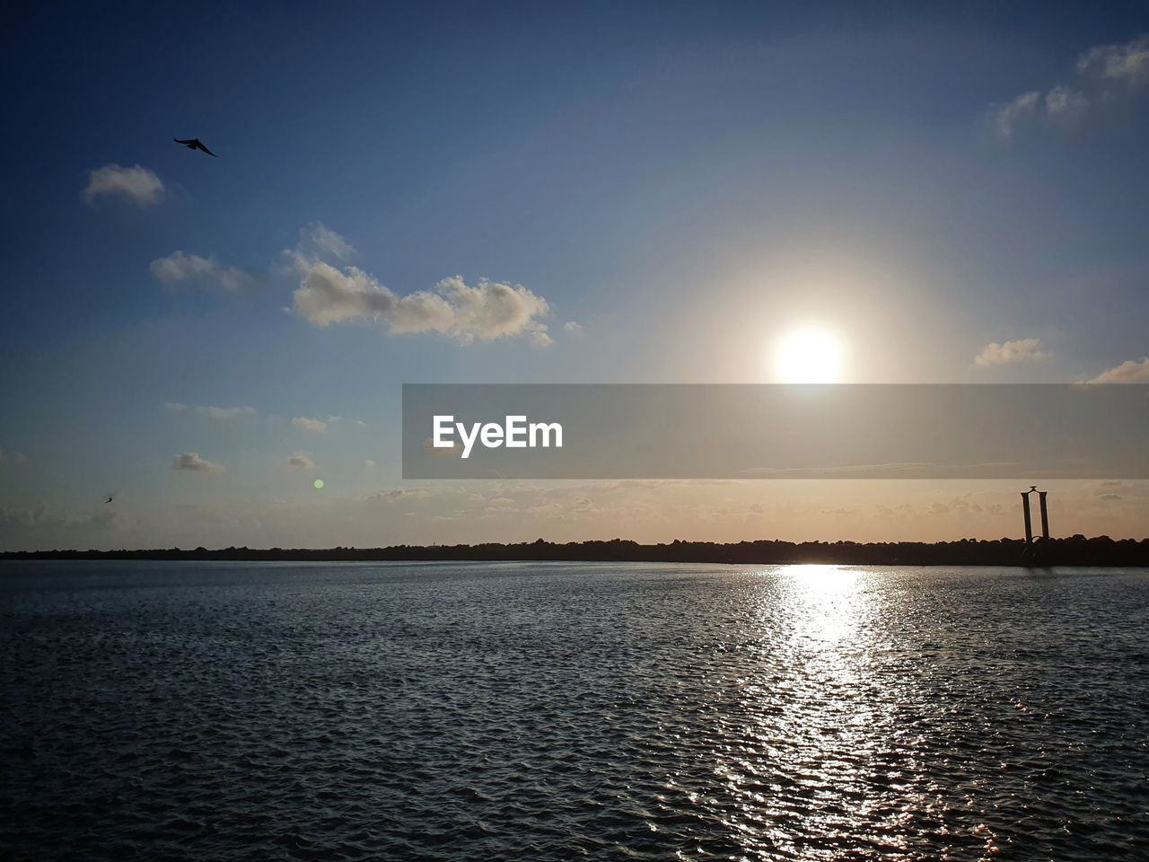 VIEW OF SEA AGAINST SKY