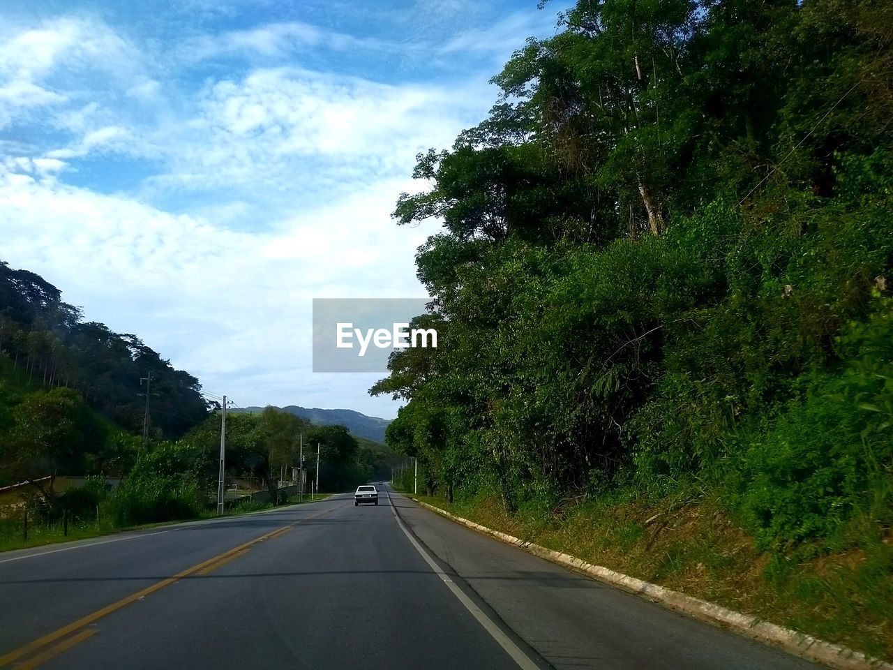 VIEW OF ROAD AGAINST SKY