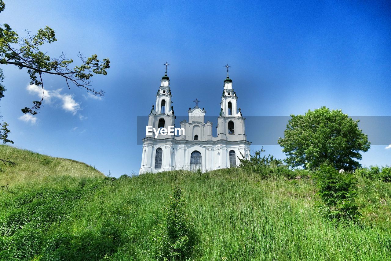 LOW ANGLE VIEW OF CHURCH AGAINST SKY