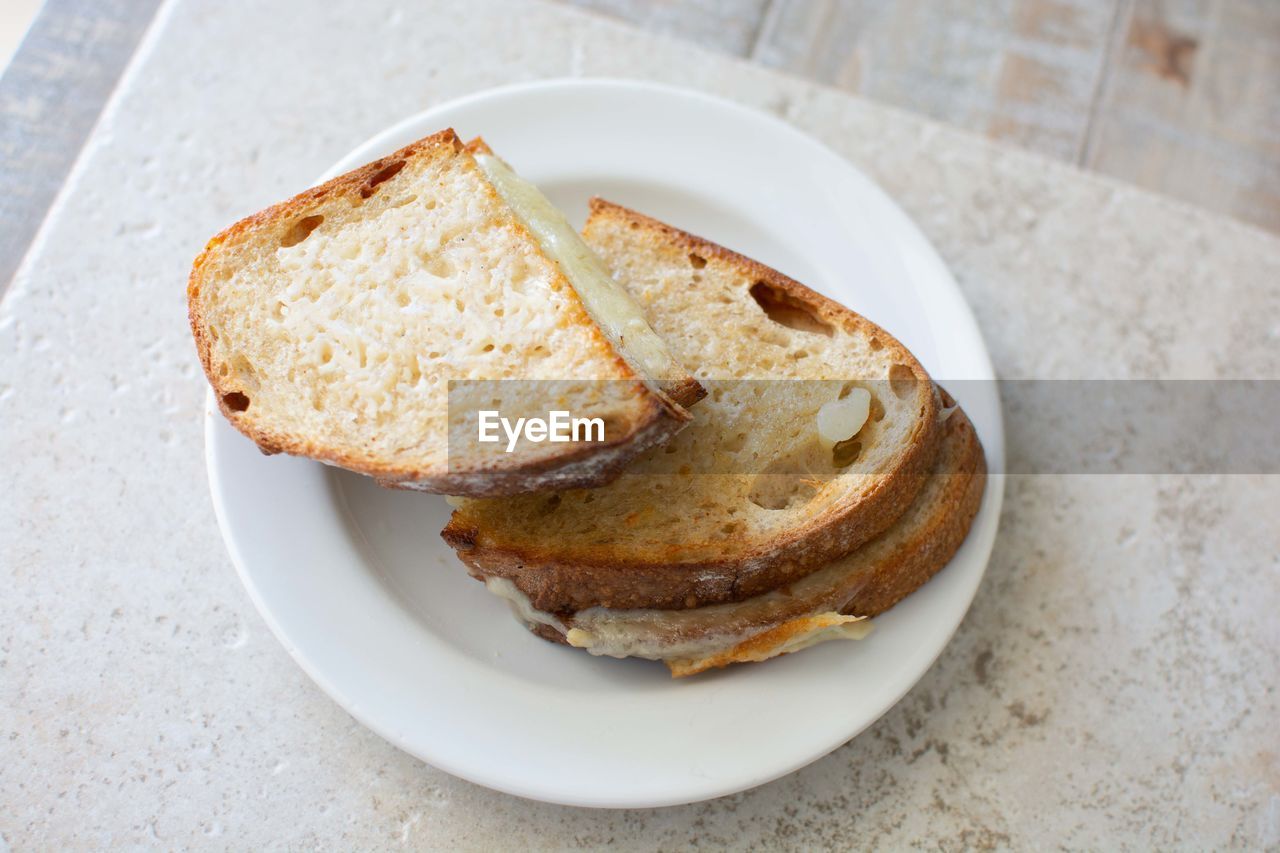 HIGH ANGLE VIEW OF BREAKFAST ON TABLE