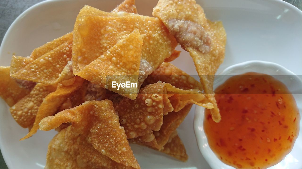 CLOSE-UP OF DESSERT SERVED ON PLATE