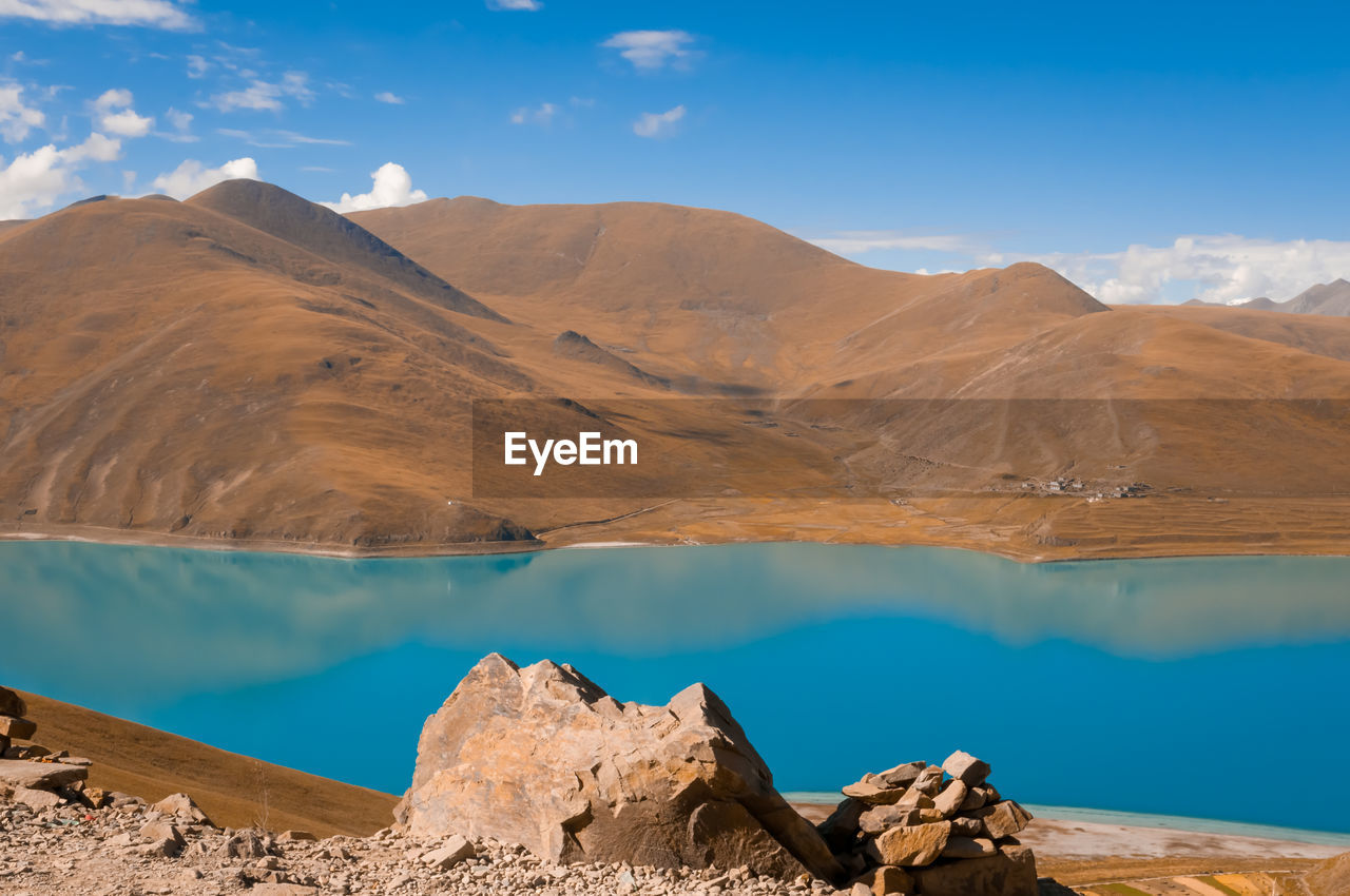 Yamdrok lake, one of the three largest sacred lakes in tibet