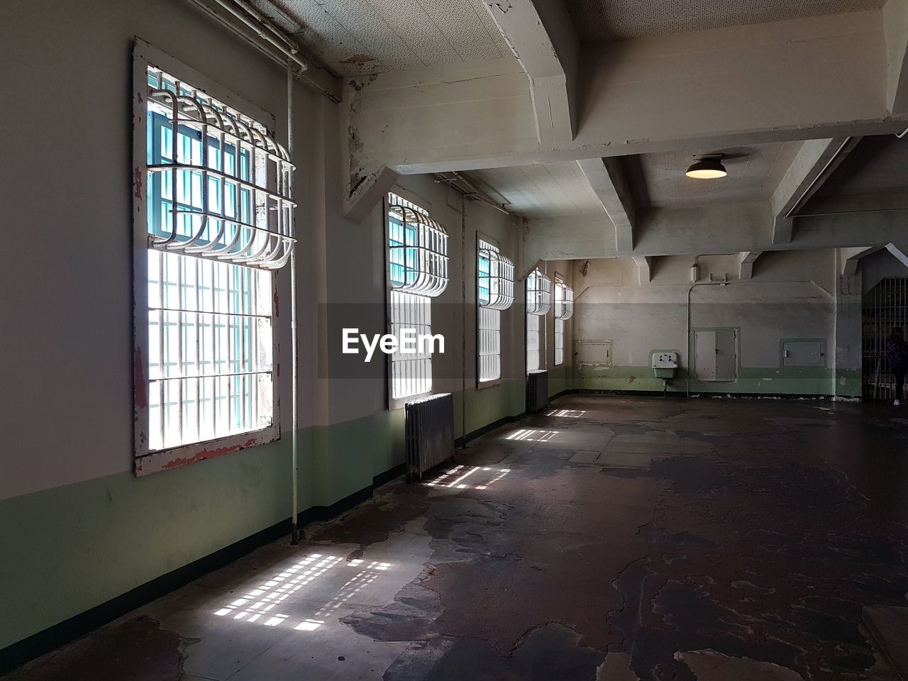 EMPTY CORRIDOR IN ABANDONED ROOM