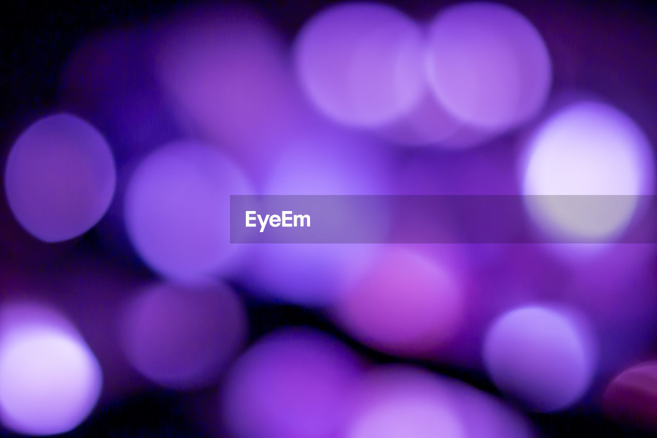 DEFOCUSED IMAGE OF LIGHTS