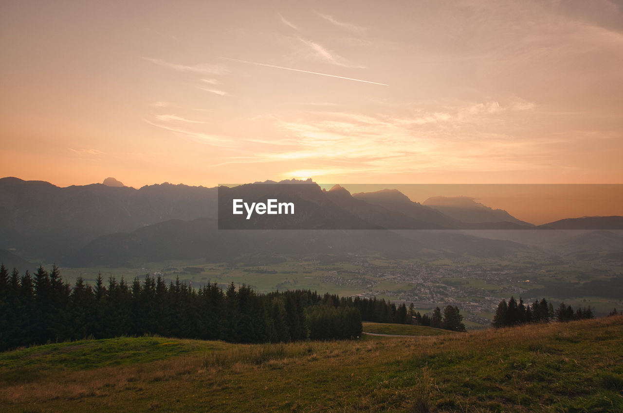 Beautiful landscape of the leogang mountains in salzburg, austria, at sunrise