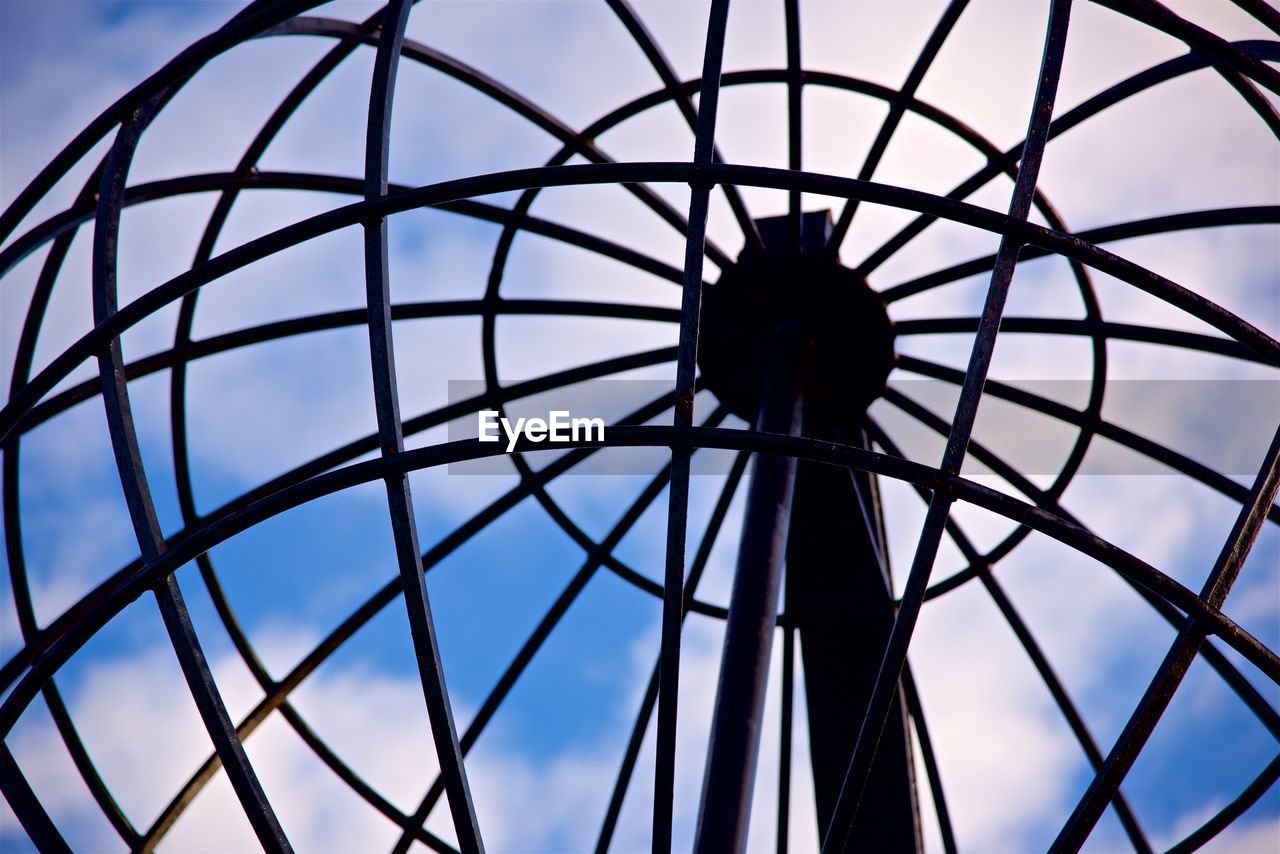 LOW ANGLE VIEW OF SILHOUETTE METAL AGAINST SKY