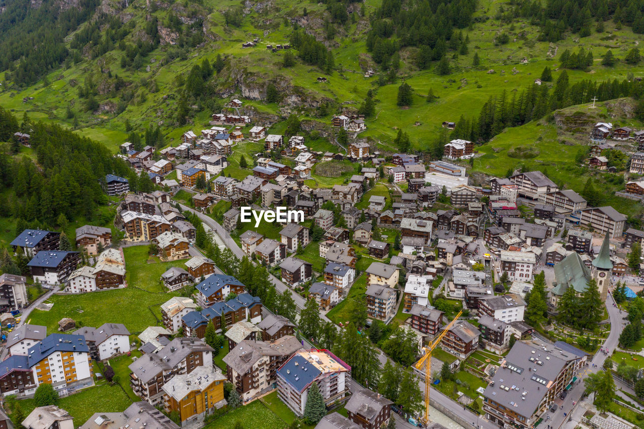 HIGH ANGLE SHOT OF TOWNSCAPE