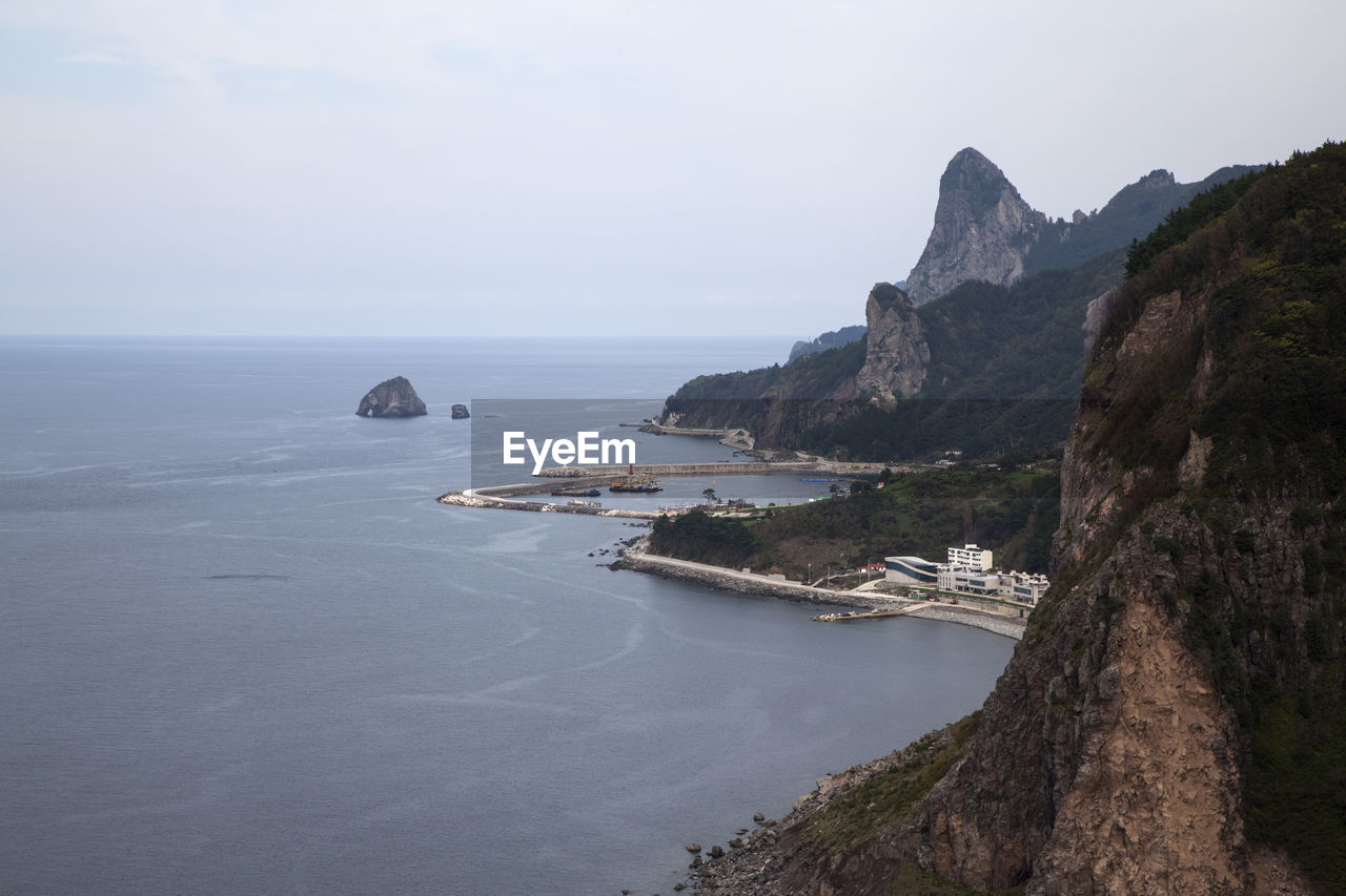 Scenic view of ulleungdo island against sky