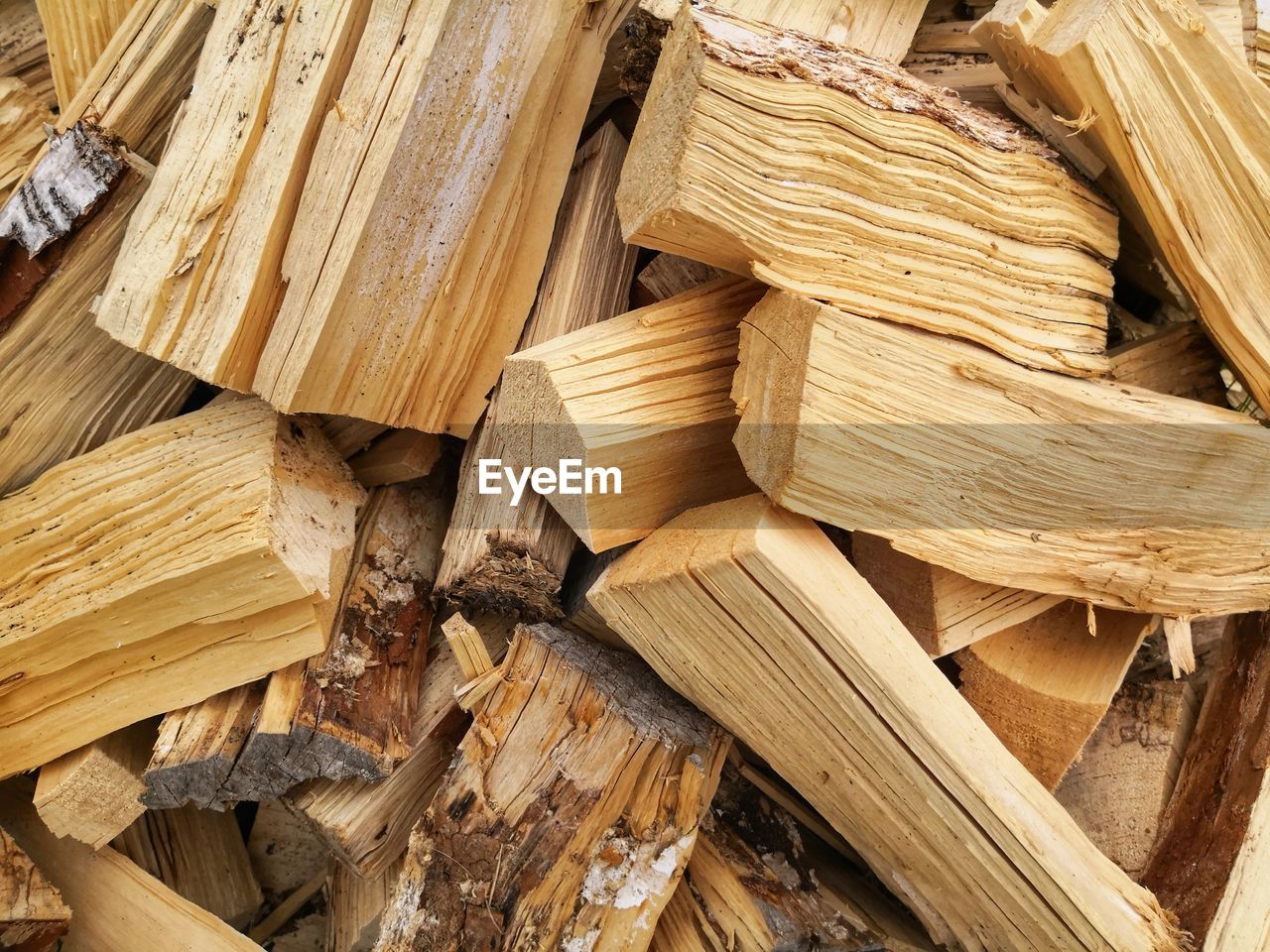 wood, large group of objects, full frame, abundance, backgrounds, lumber, no people, timber, food, still life, brown, food and drink, produce, close-up, high angle view, heap, lumber industry, pattern, tree, indoors, log