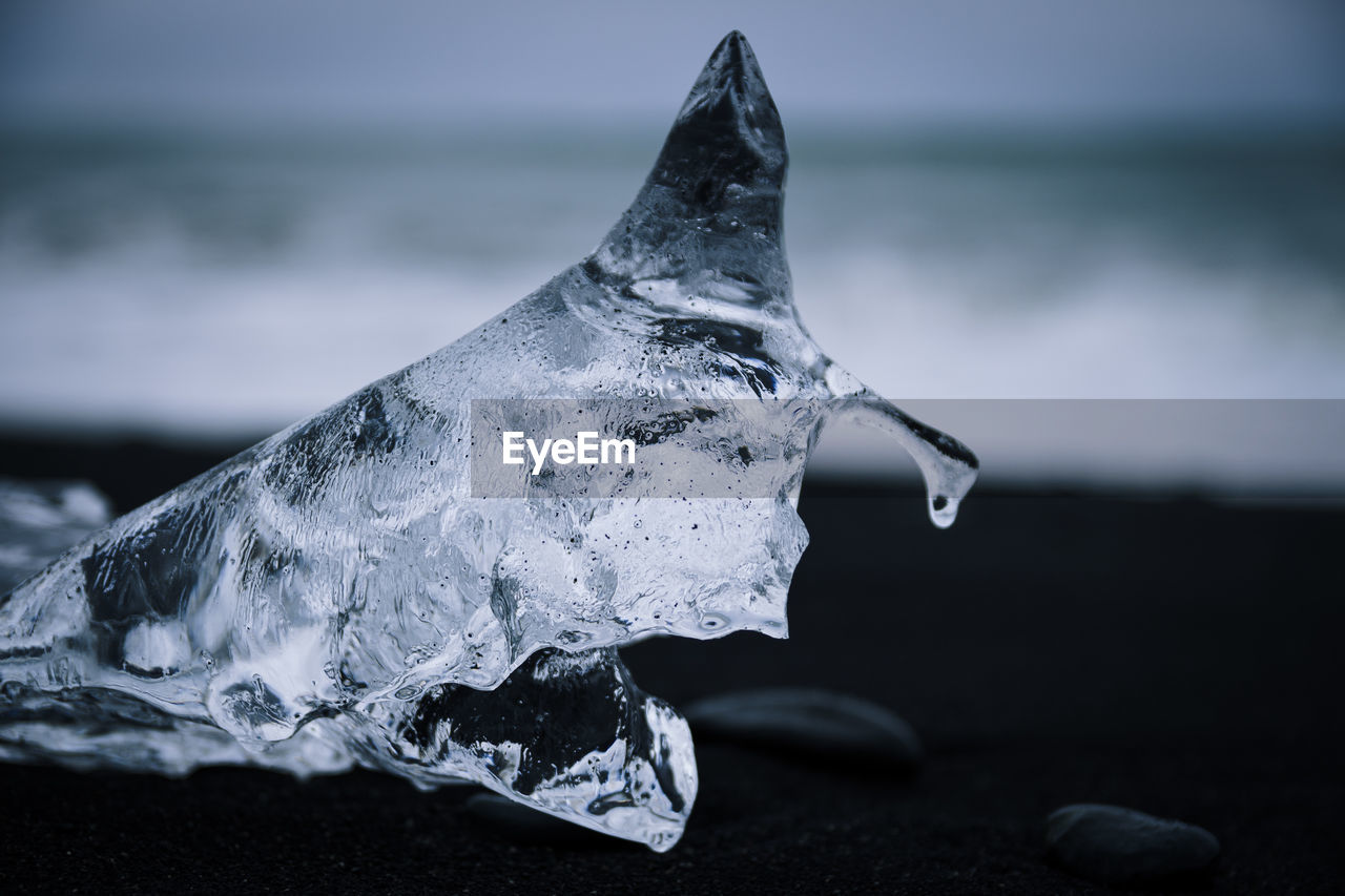 CLOSE-UP OF ICE CRYSTALS