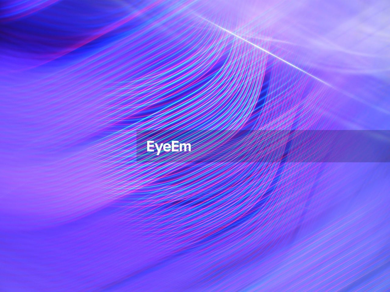 Incredible light layers,cutting-edge shooting technology, high-tech content and certain uniqueness