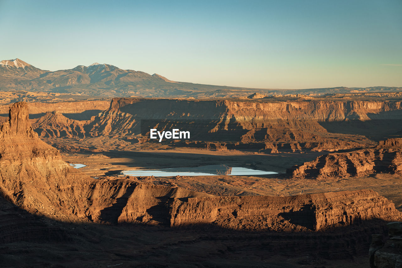 Scenic view of colorado river at dead horse state park in utah against clear sky