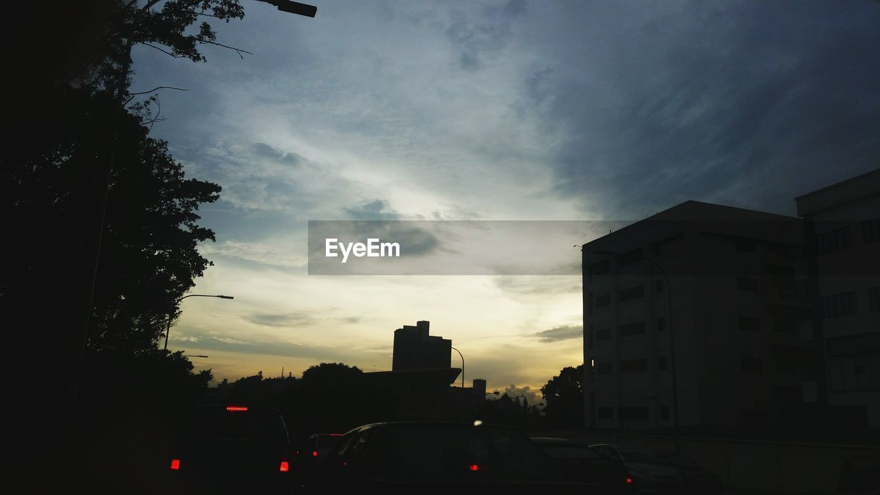 CITYSCAPE AGAINST SKY