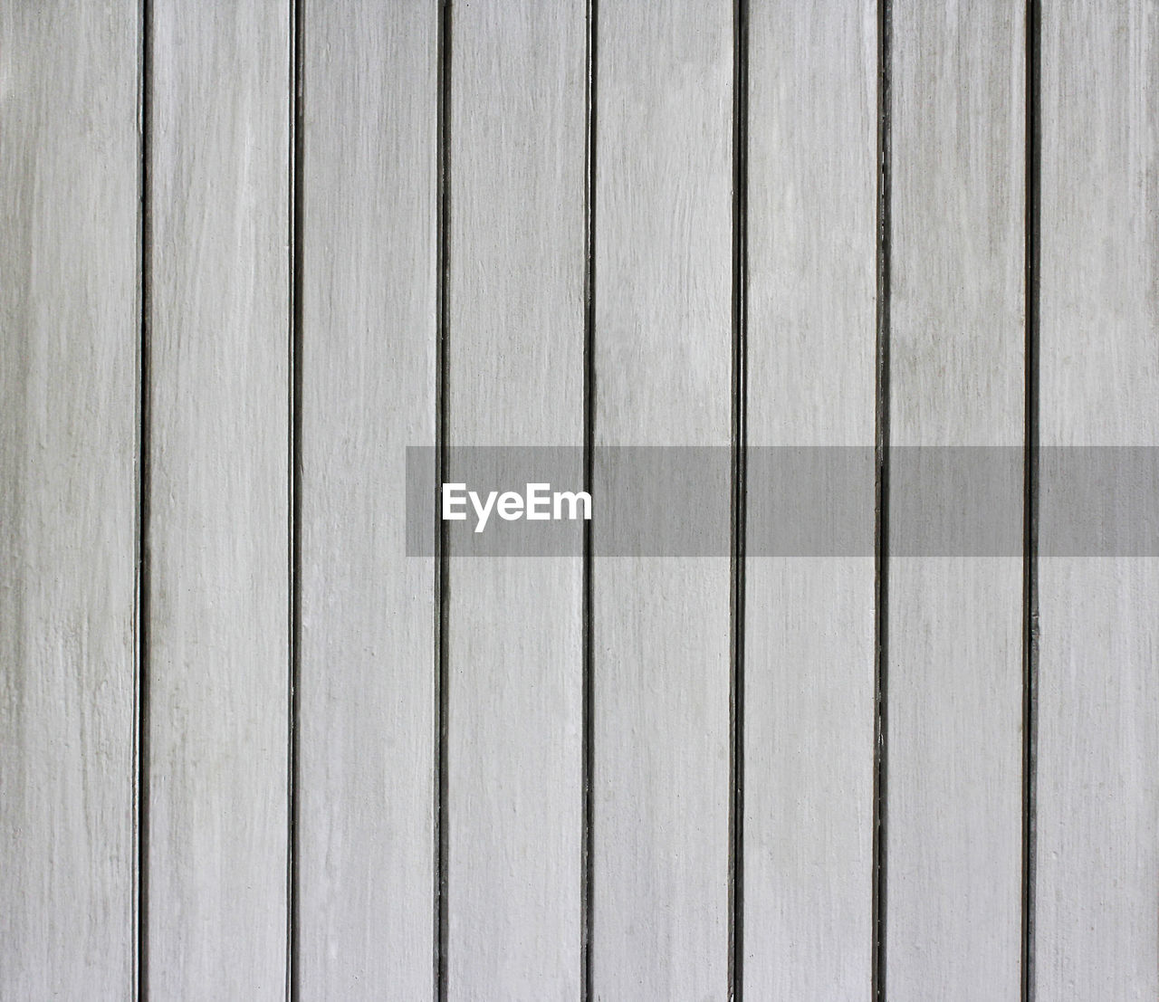 FULL FRAME OF WOODEN WALL