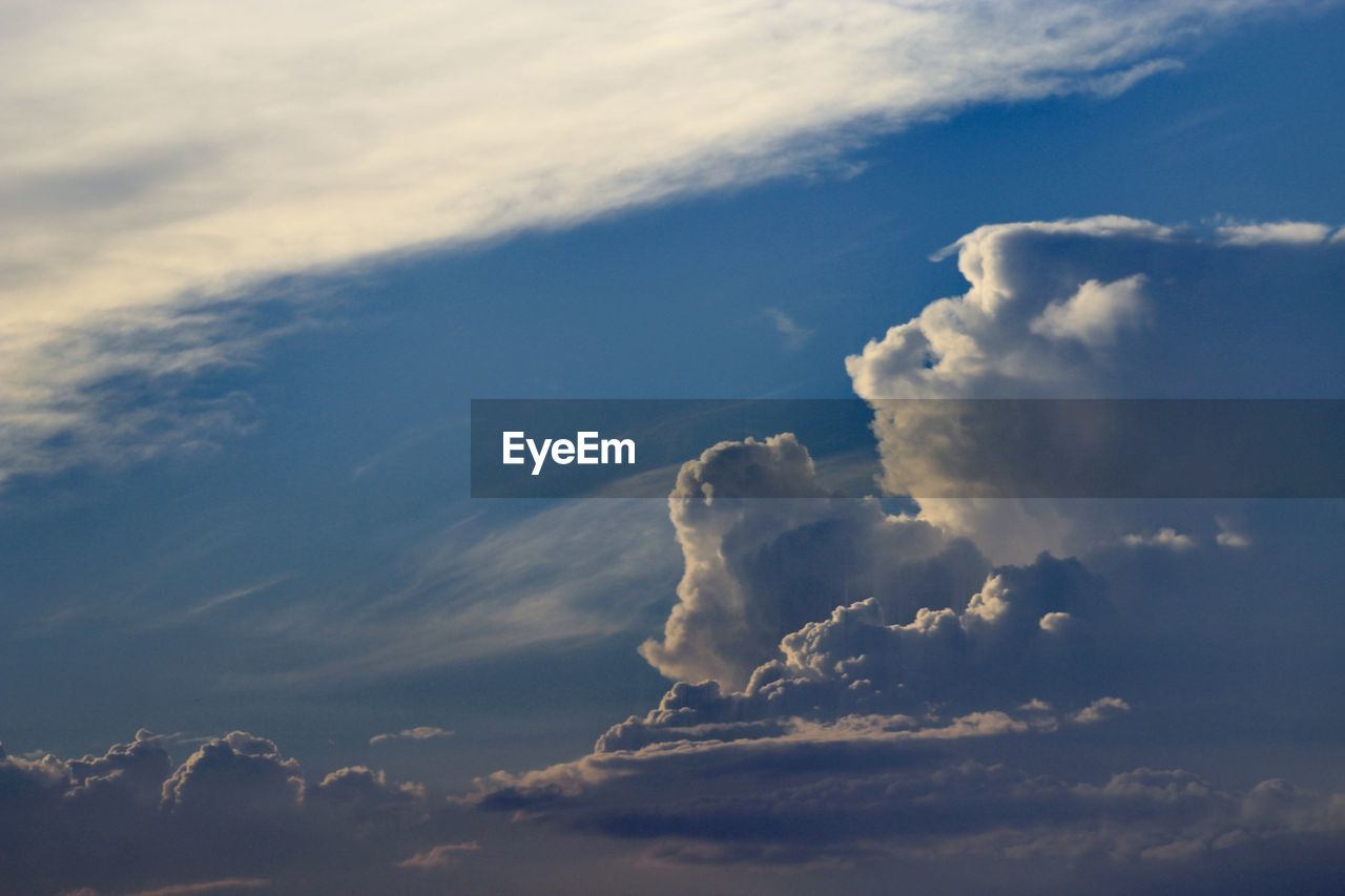 LOW ANGLE VIEW OF CLOUDY SKY DURING SUNSET