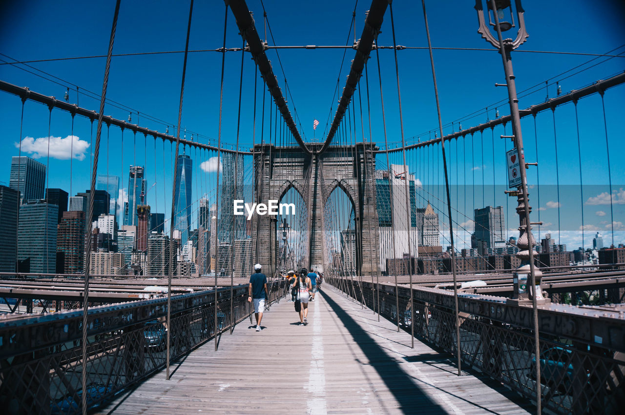 SUSPENSION BRIDGE IN CITY