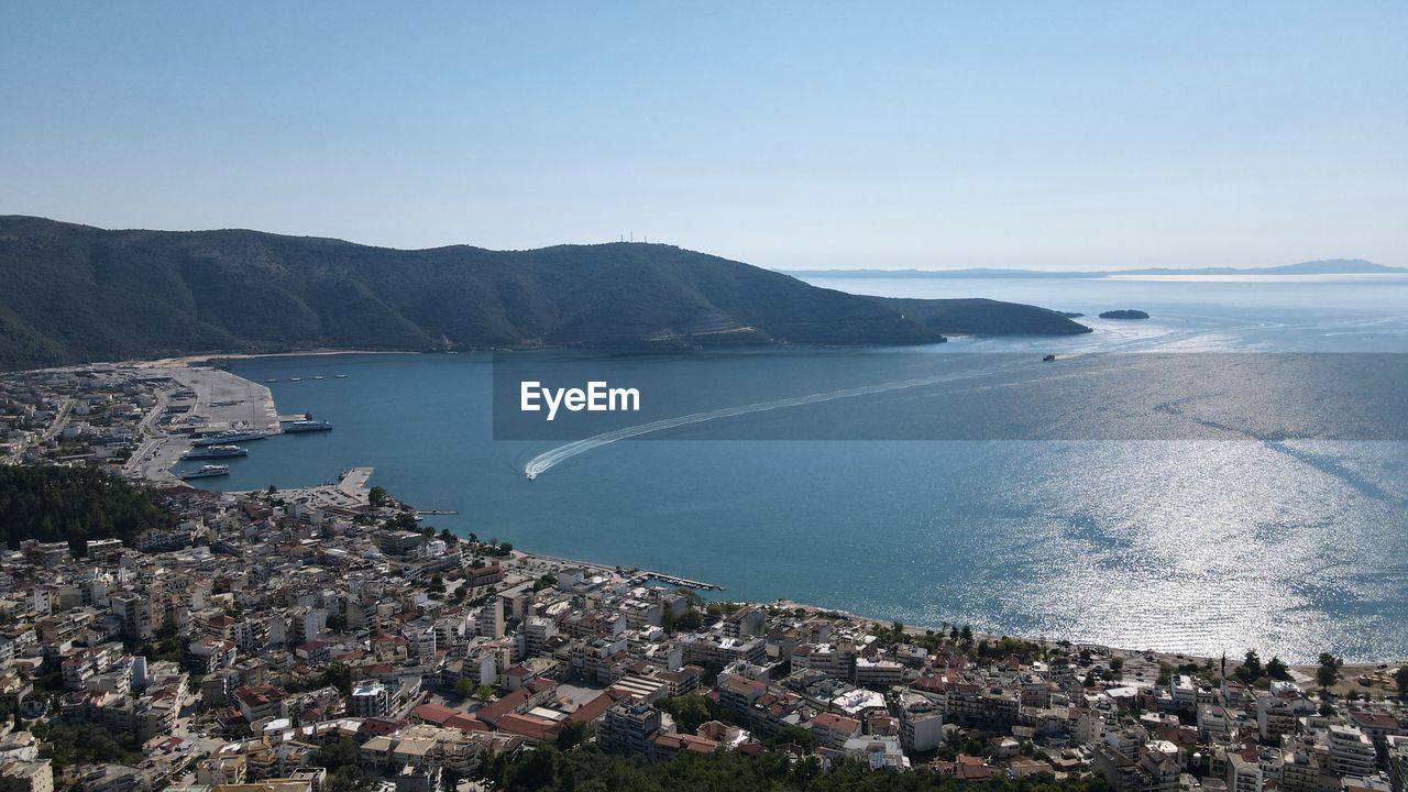 AERIAL VIEW OF CITY BY SEA