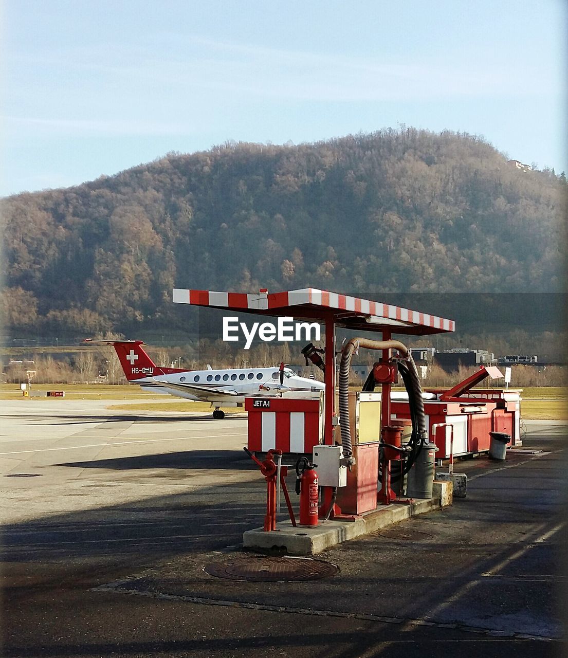 VIEW OF MOUNTAINS AGAINST SKY