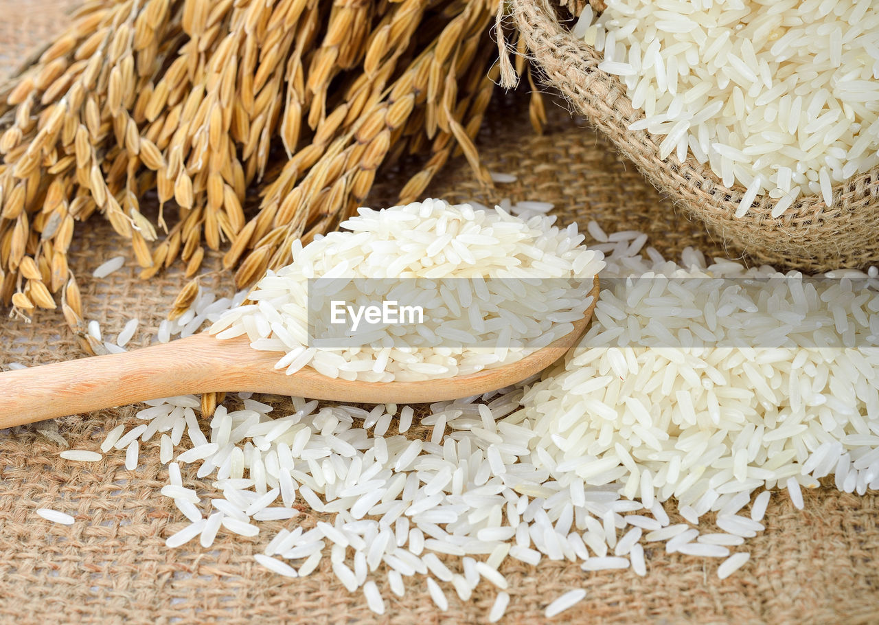 White rice thai jasmine rice and unmilled rice