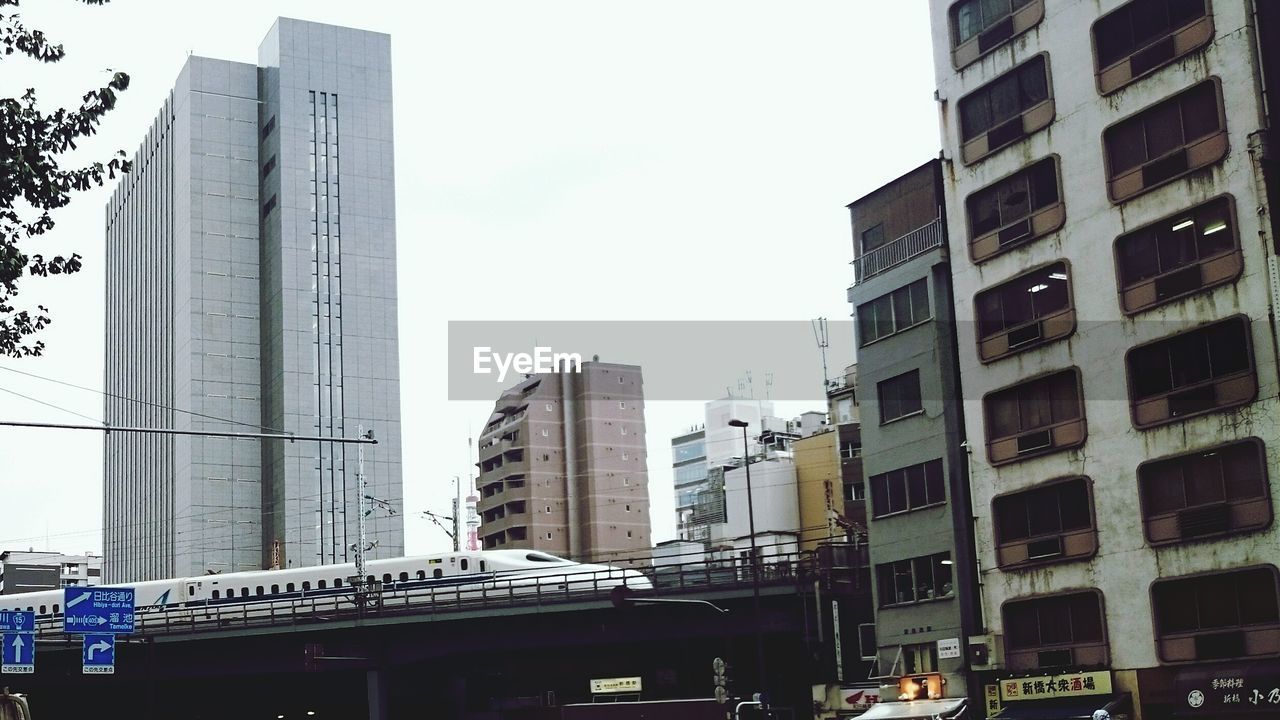 LOW ANGLE VIEW OF SKYSCRAPERS